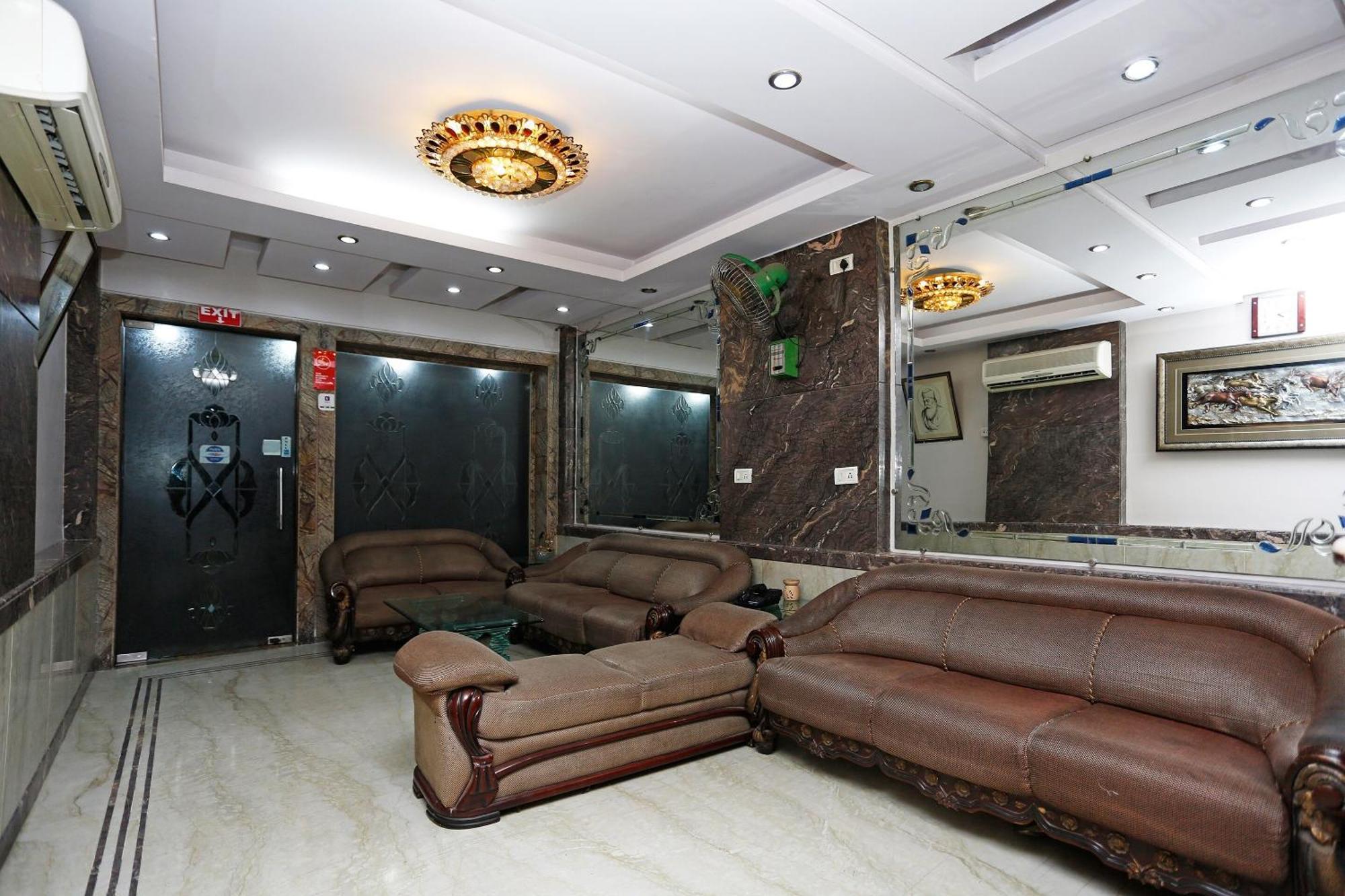 Hotel O Mid Town Delhi  Eksteriør billede