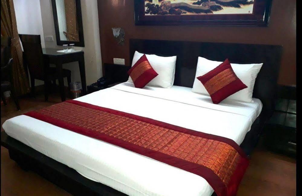 Hotel O Mid Town Delhi  Eksteriør billede